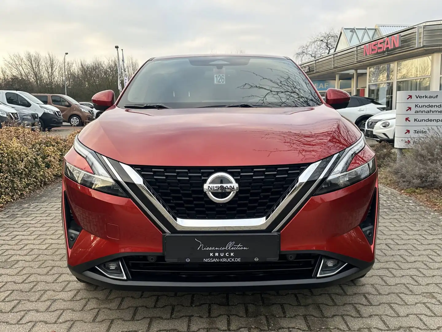 Nissan Qashqai 1.3 DIG-T MHEV 158 PS Xtronic 4x2 Tekna Rouge - 2