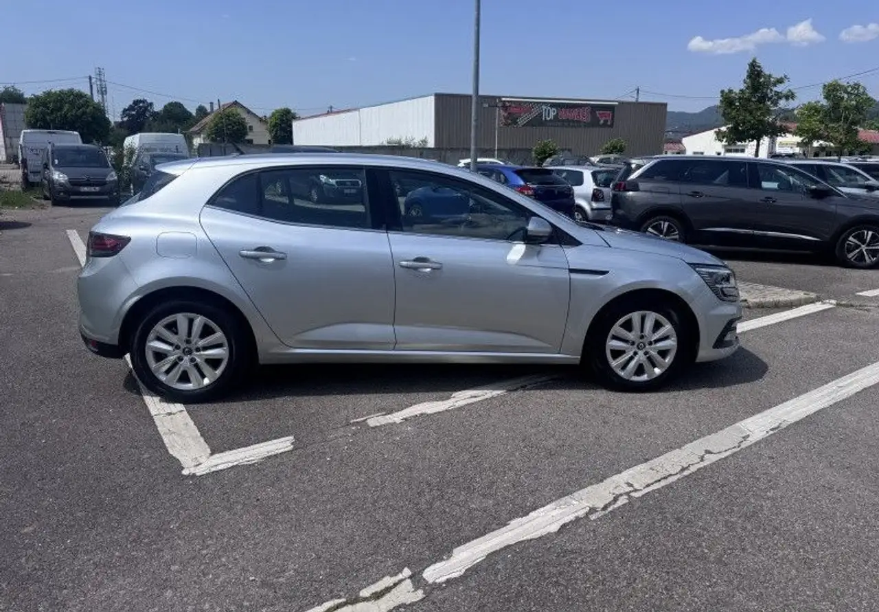 Renault Megane Berline — photo 5