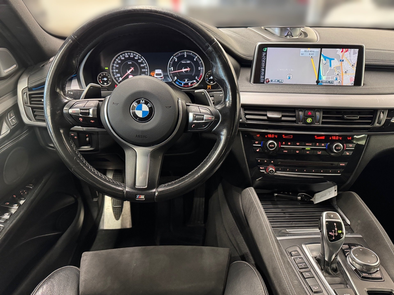 BMW X6 xDrive40d — photo 8