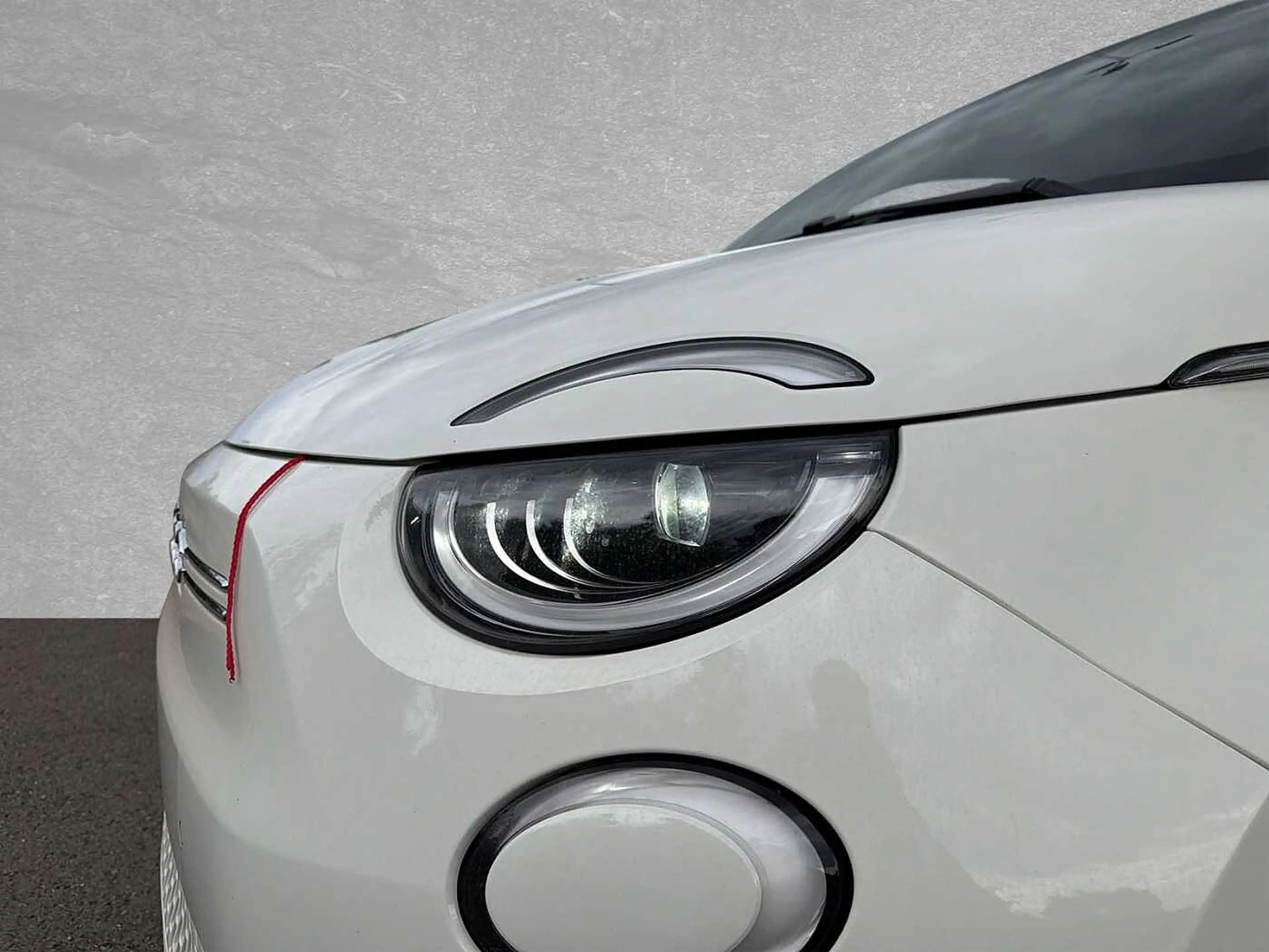 Fiat 500e Icon 42kWh *Komfort+Style Paket* — photo 13