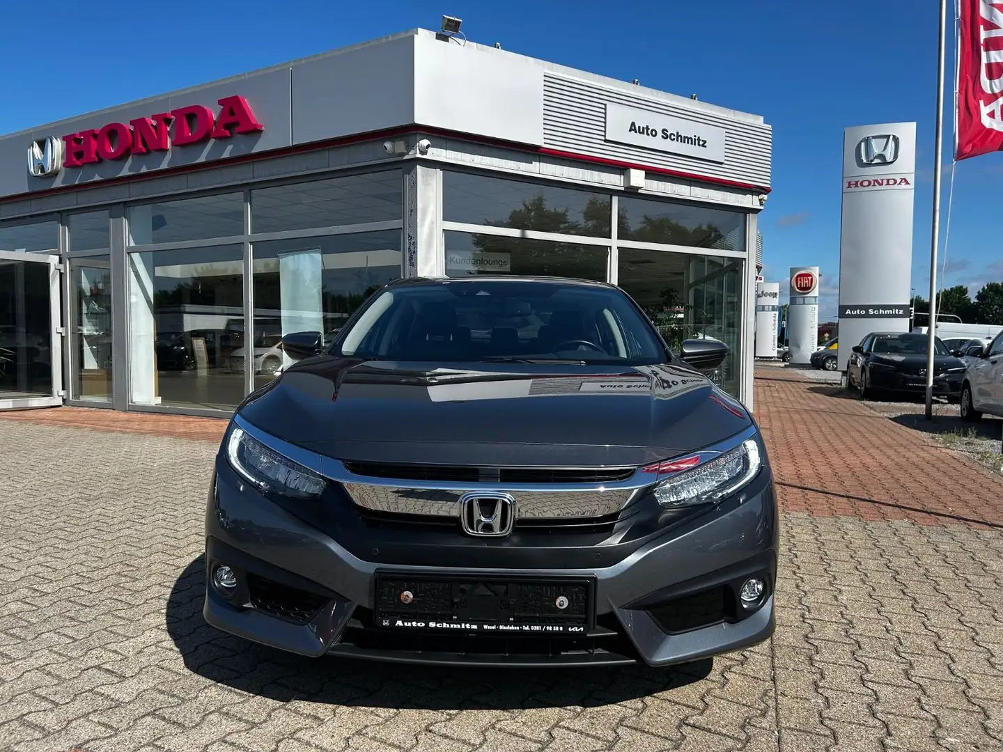 Honda Civic Lim. 4-trg. 1.5 Executive Silber - 2