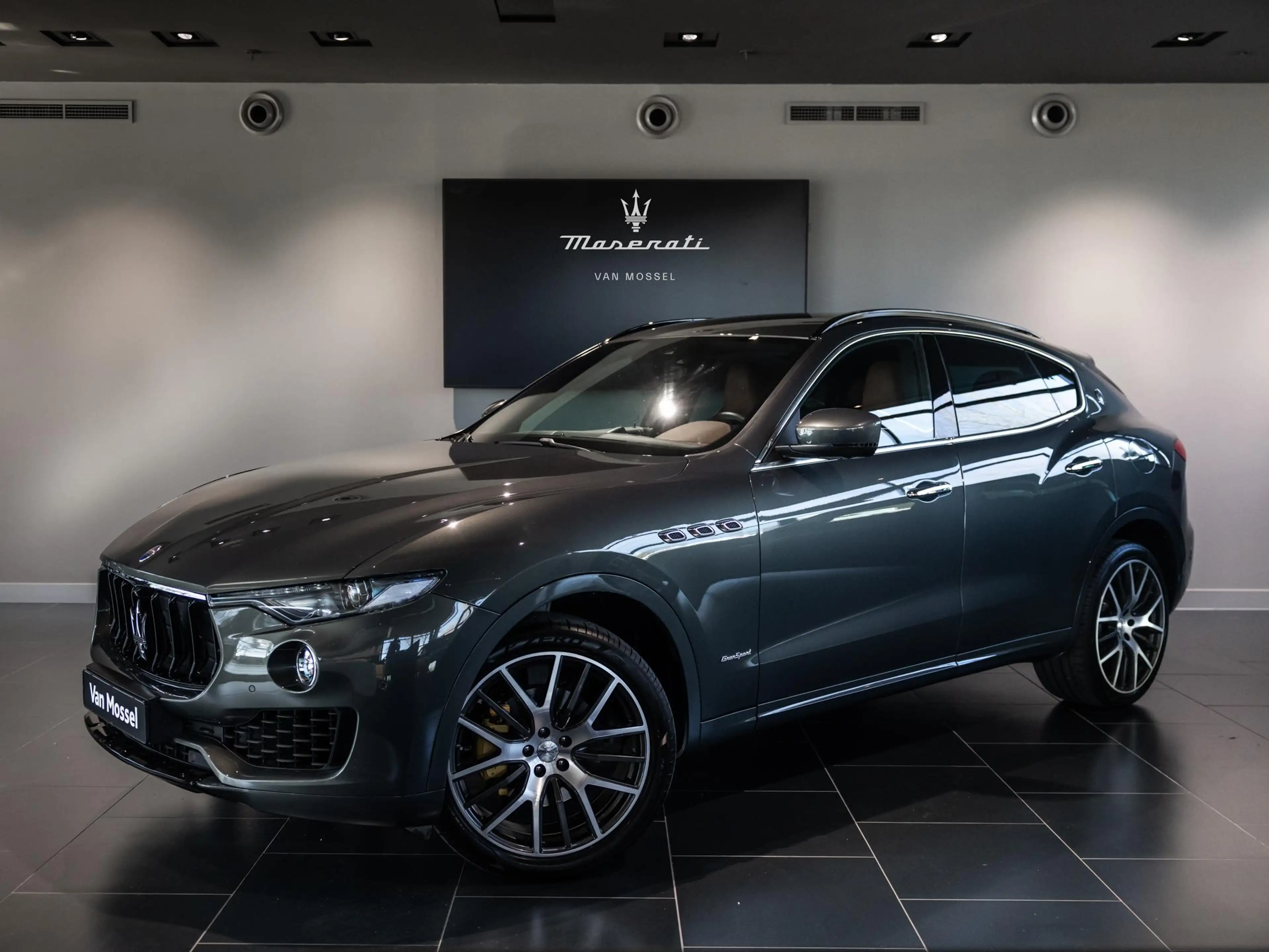 Maserati Levante 3.0 V6 AWD GranSport 350 pk | Uitgebreid leder | S — photo 2