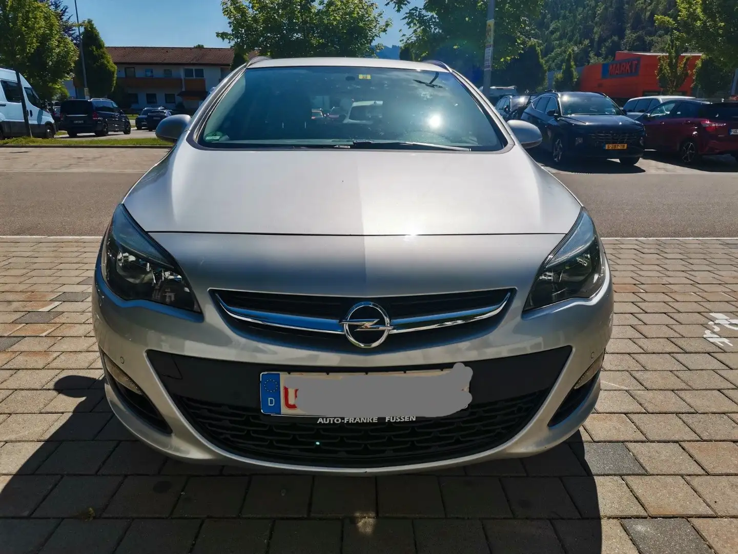Opel Astra J Sports Tourer Edition Silber - 1