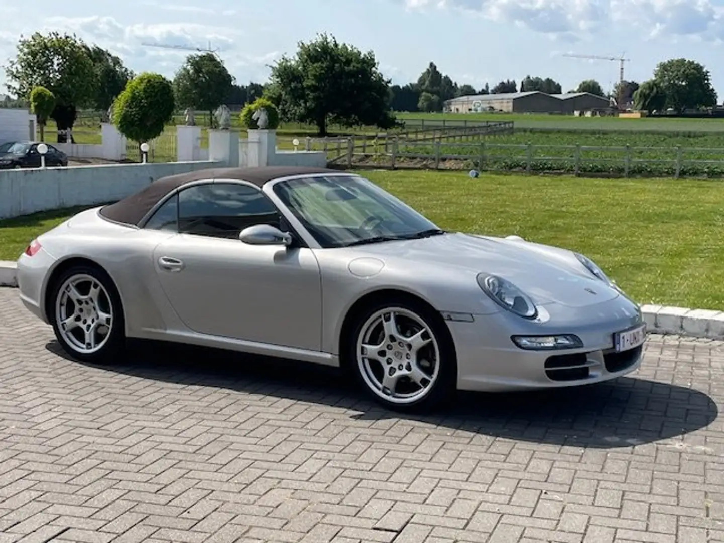 Porsche 911 Carrera 4 Cabriolet 3.6i Tiptronic S Argent - 1