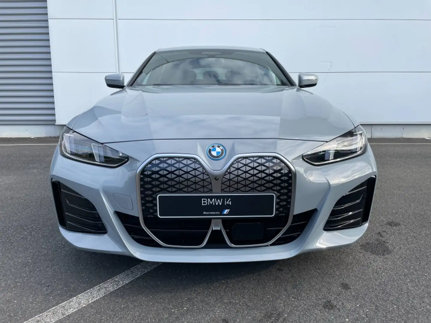 BMW i4 eDrive40 340ch M Sport Gris - 2