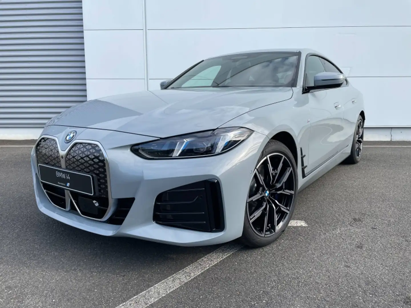 BMW i4 eDrive40 340ch M Sport Gris - 1