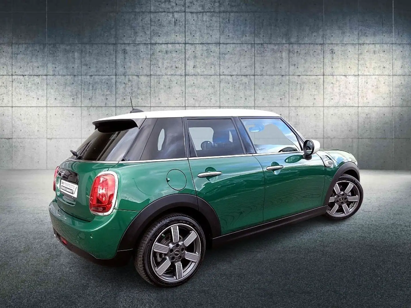 MINI Cooper 5-T,Ed60Y,PANO,Nav,HUD,HaKa,LED,RFK,ACC Grün - 2