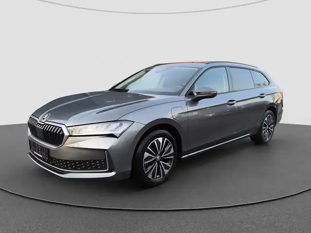 Skoda Superb Combi Selection 1.5 TSI iV 150kW 6-Gang DSG Select