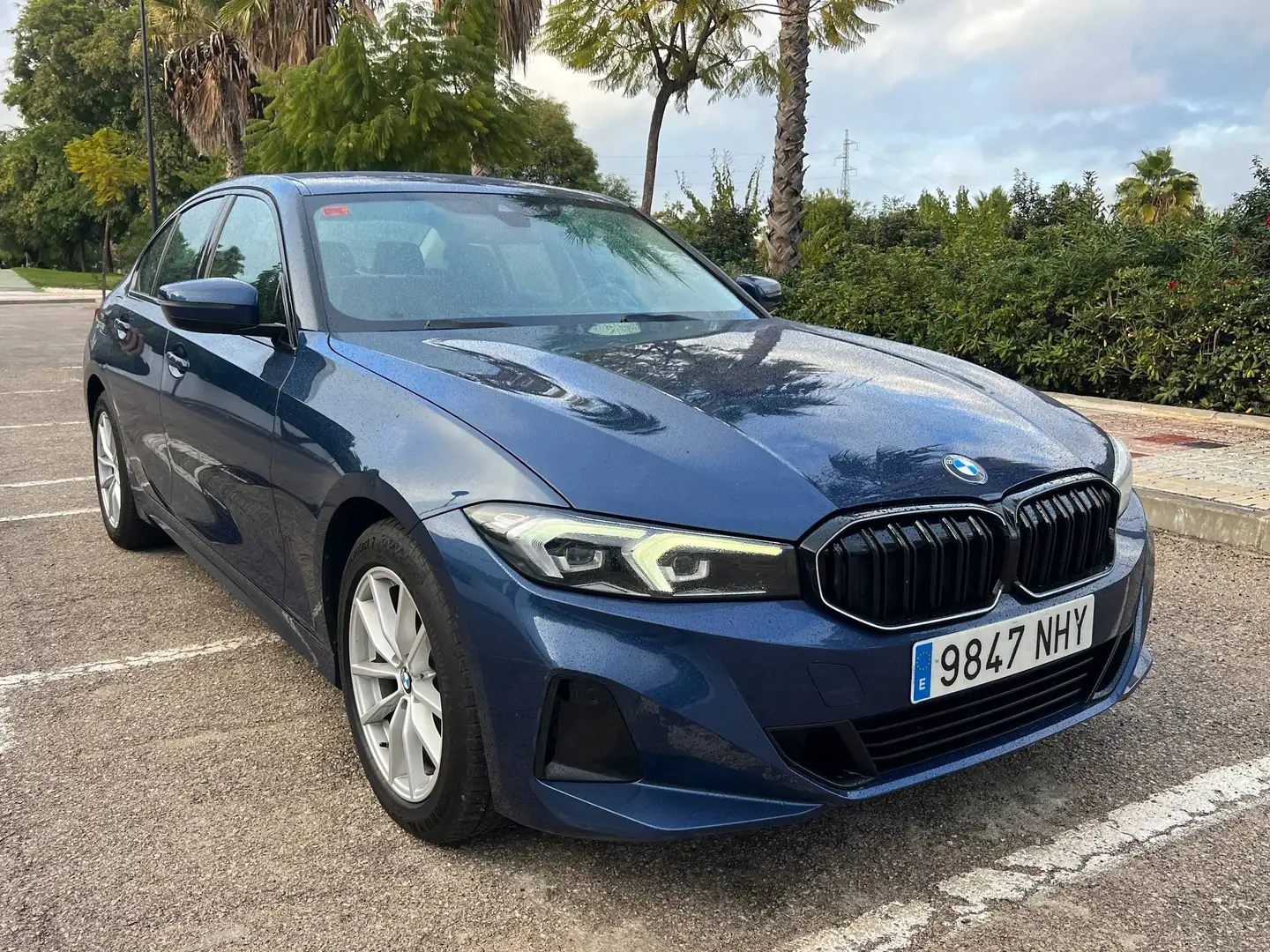 BMW 318 318dA Azul - 1