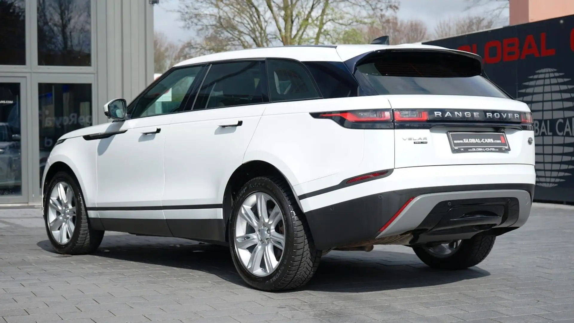 Land Rover Range Rover Velar VELAR D240 AWD*HSE*PANO*AIRMATIC*MERIDIAN*ACC* Weiß - 2