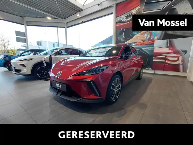 MG MG4 64 kWh Luxury