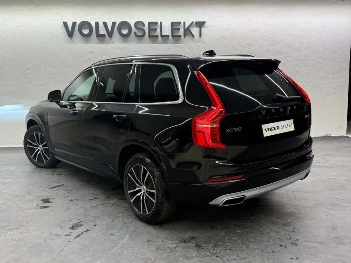 Volvo XC90 B5 AWD 235ch Momentum Geartronic Noir - 2