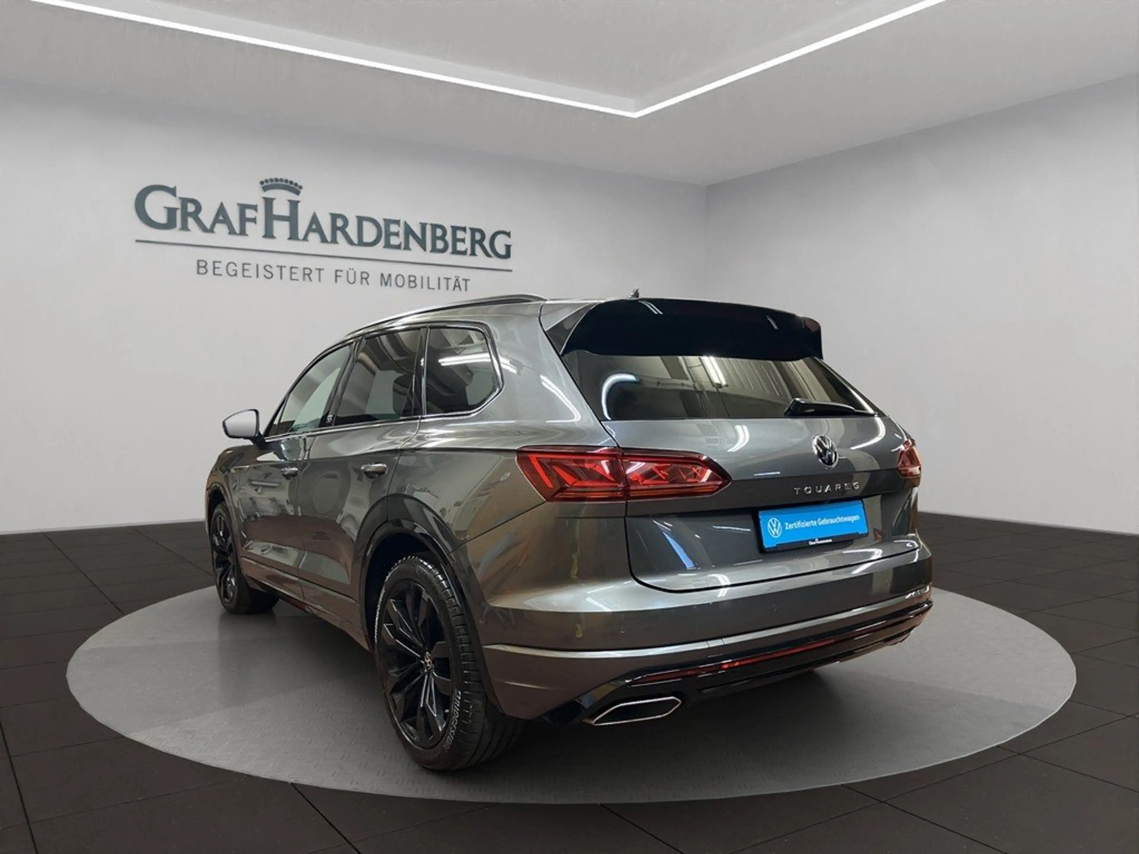 Volkswagen Touareg 3.0 V6 TDI 4M Tiptronic Edition 20 AHK — photo 3