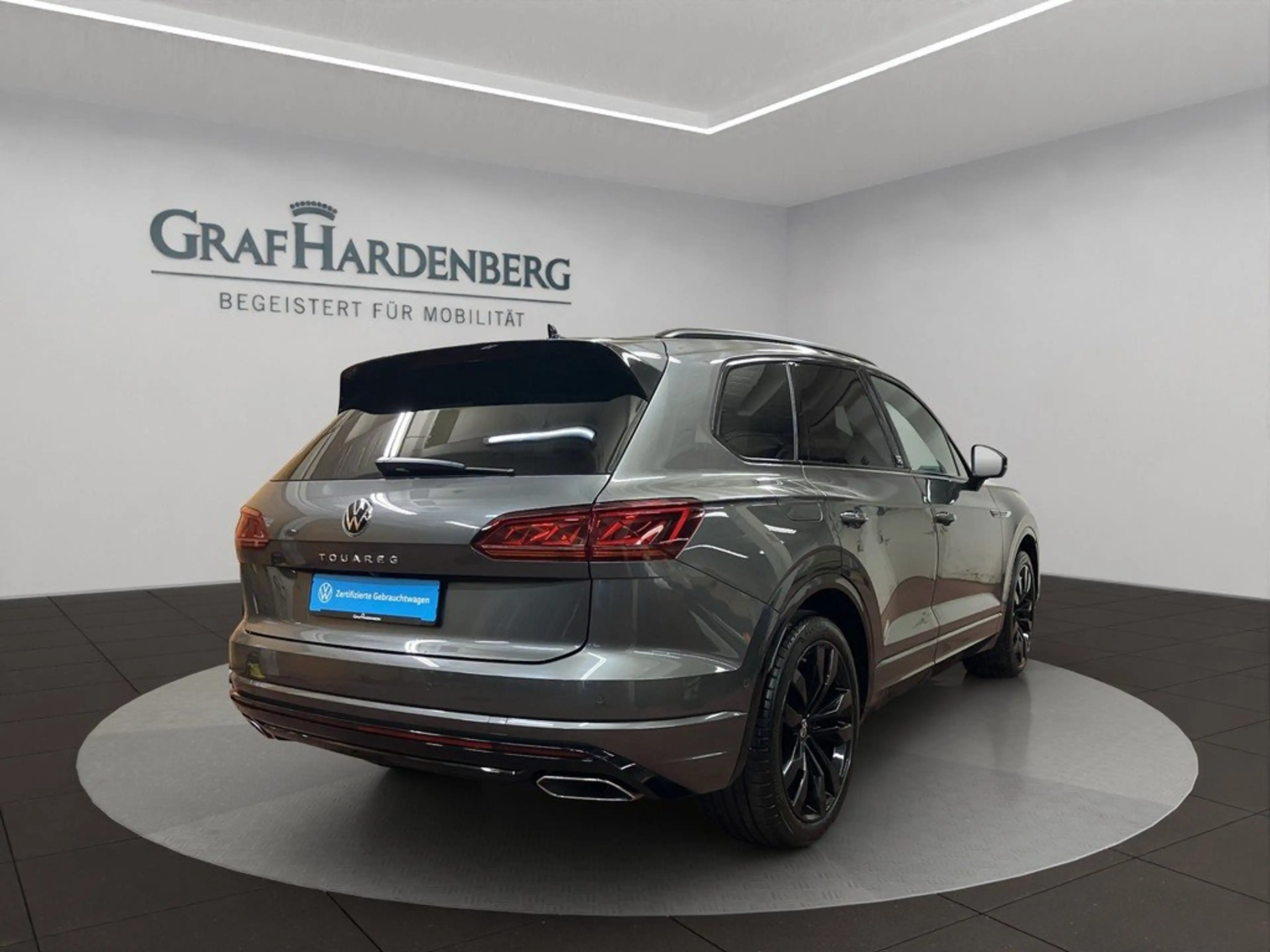 Volkswagen Touareg 3.0 V6 TDI 4M Tiptronic Edition 20 AHK — photo 5
