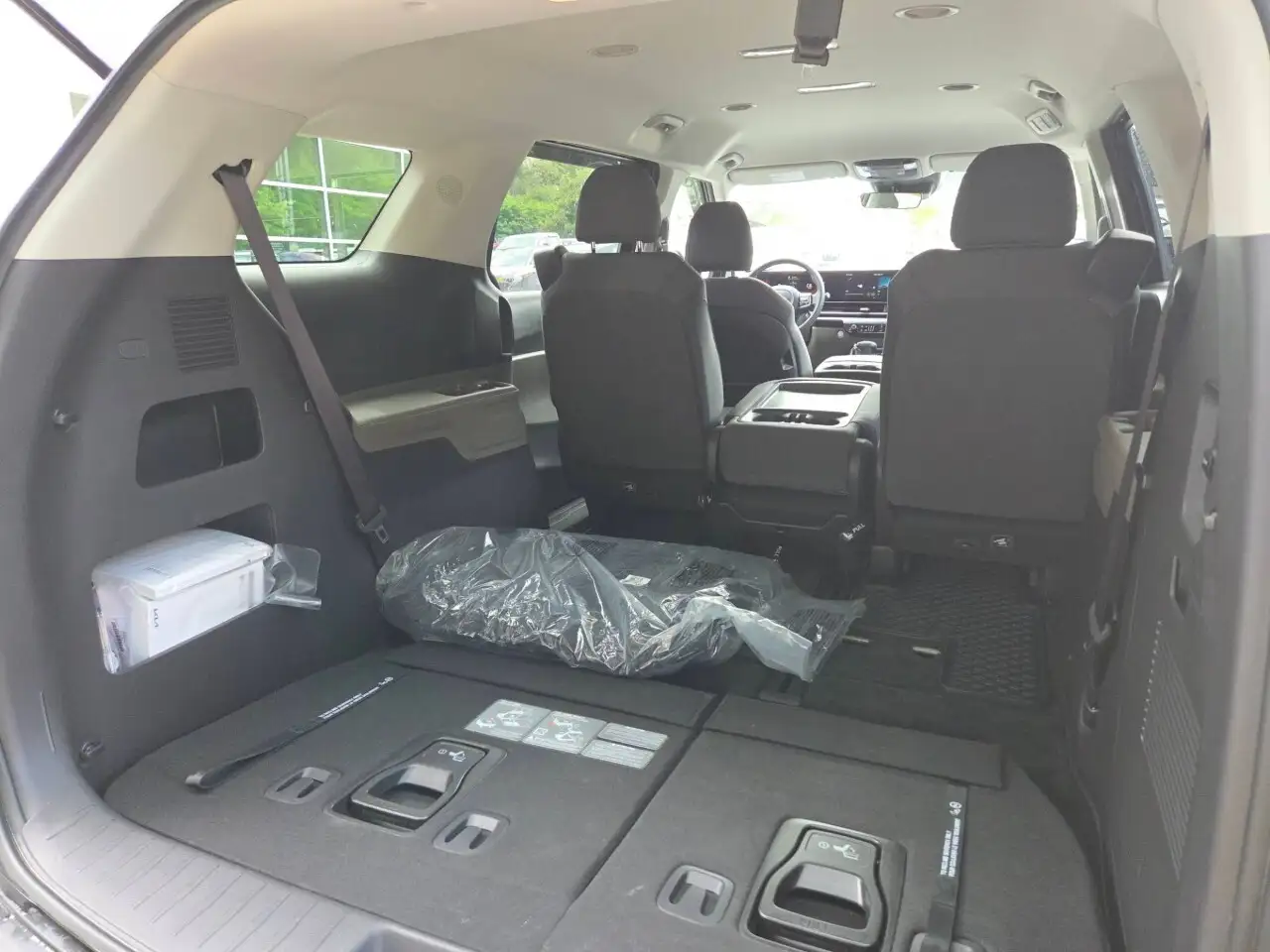 Kia Carnival снимка Kia Carnival