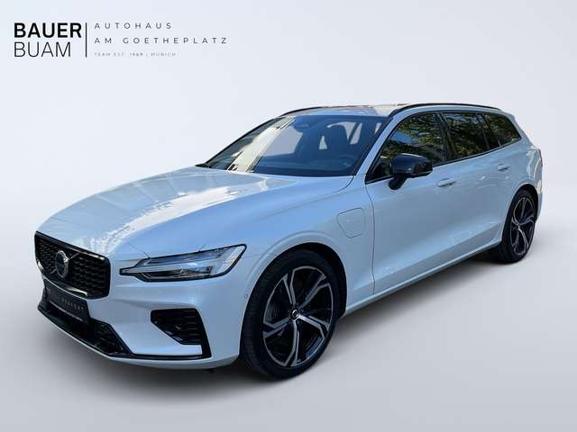 Imagine Volvo V60 Plus Dark Recharge Plug-In Hybrid AWD