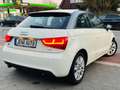 Audi A1 1.6 TDI 105PS Navigation Xenon Leder SHZ Alu Weiß - thumbnail 4