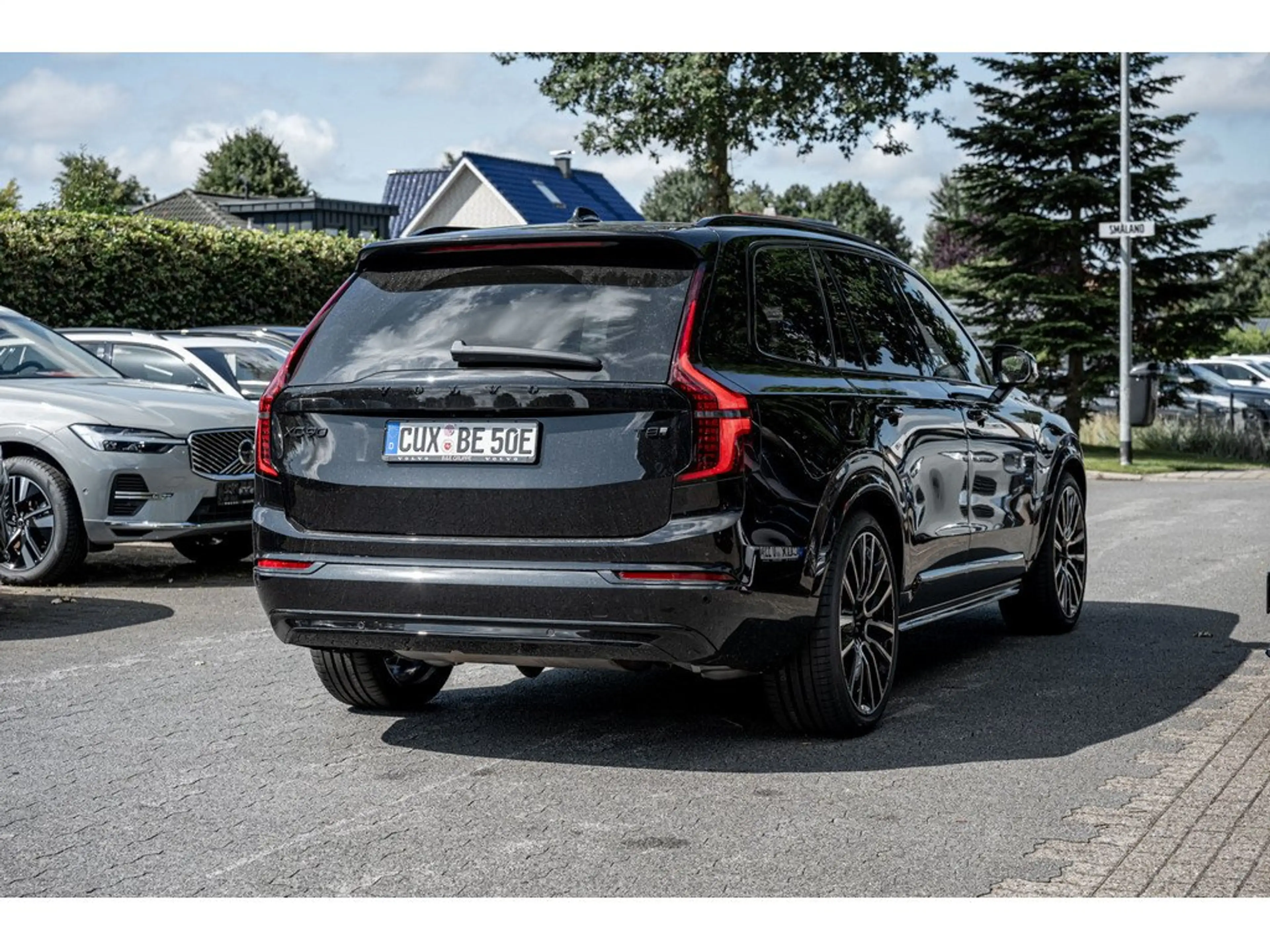 Volvo XC90 T8 Ultra Black Edition Recharge AWD B&W AHK — photo 3