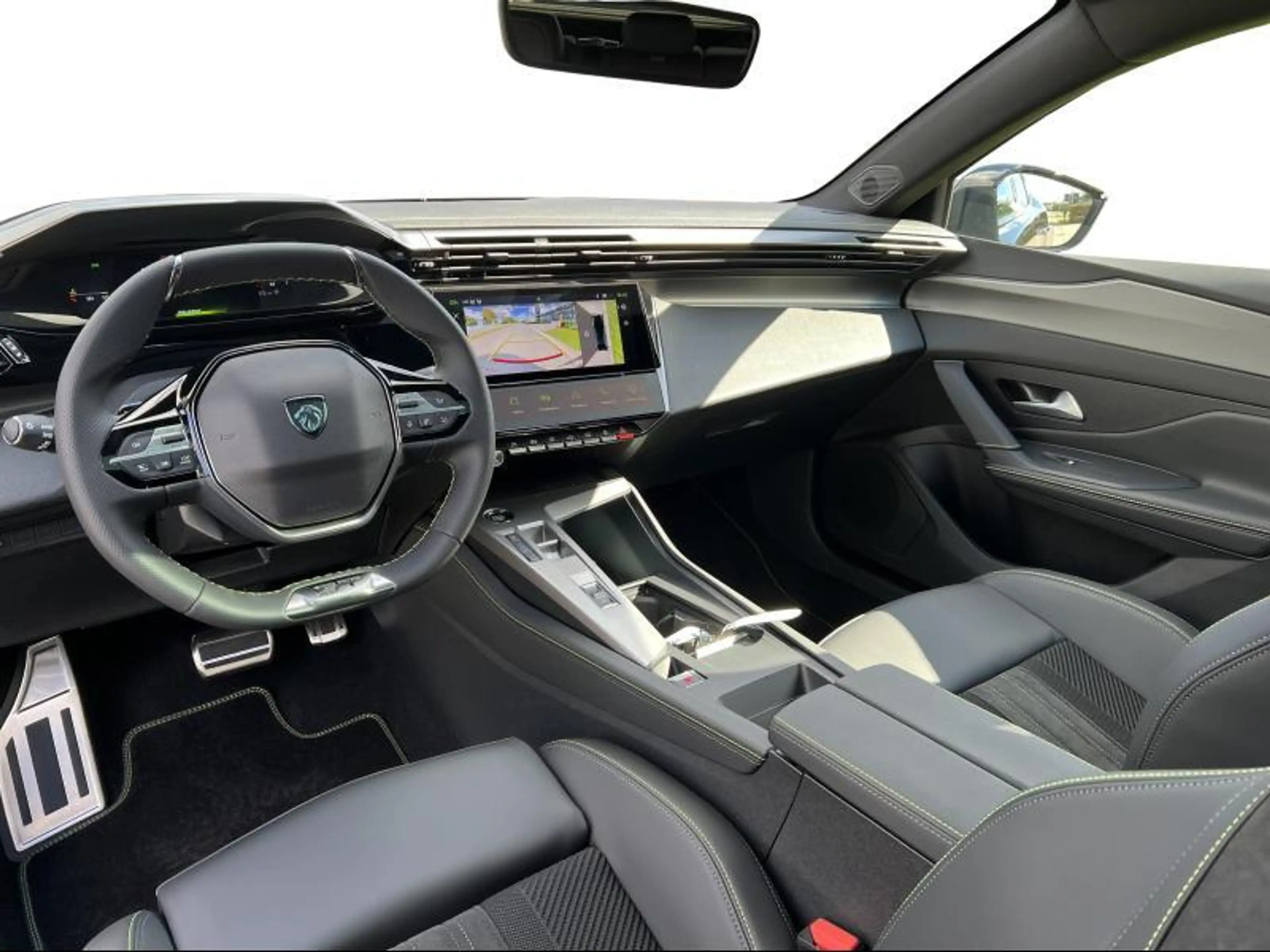 Peugeot 408 GT Hybrid 145 DCS6 — photo 10