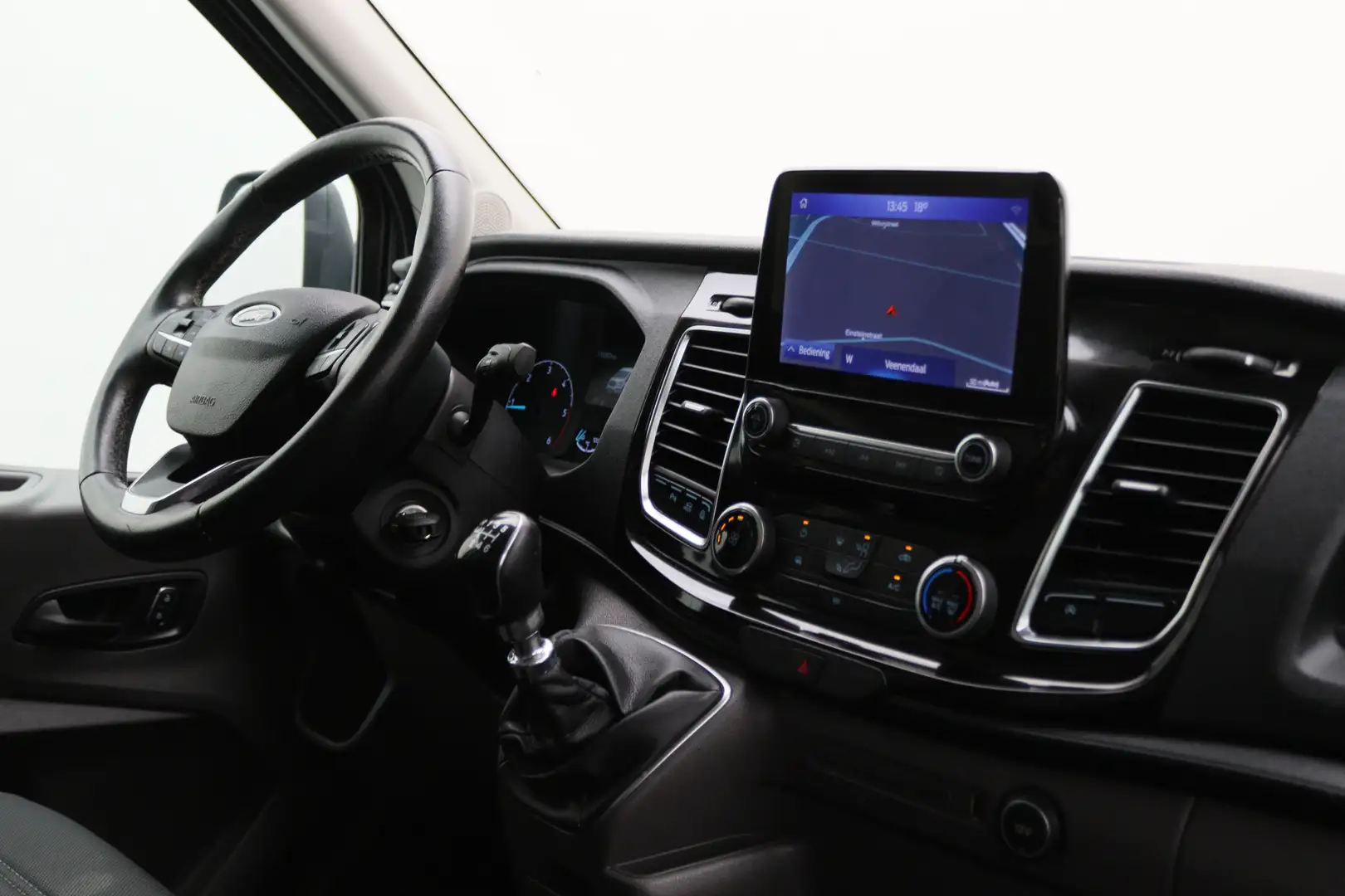 Ford Transit 350 2.0 TDCI L3H2 Limited 3-Zits, Airco, Camera, C Grijs - 2