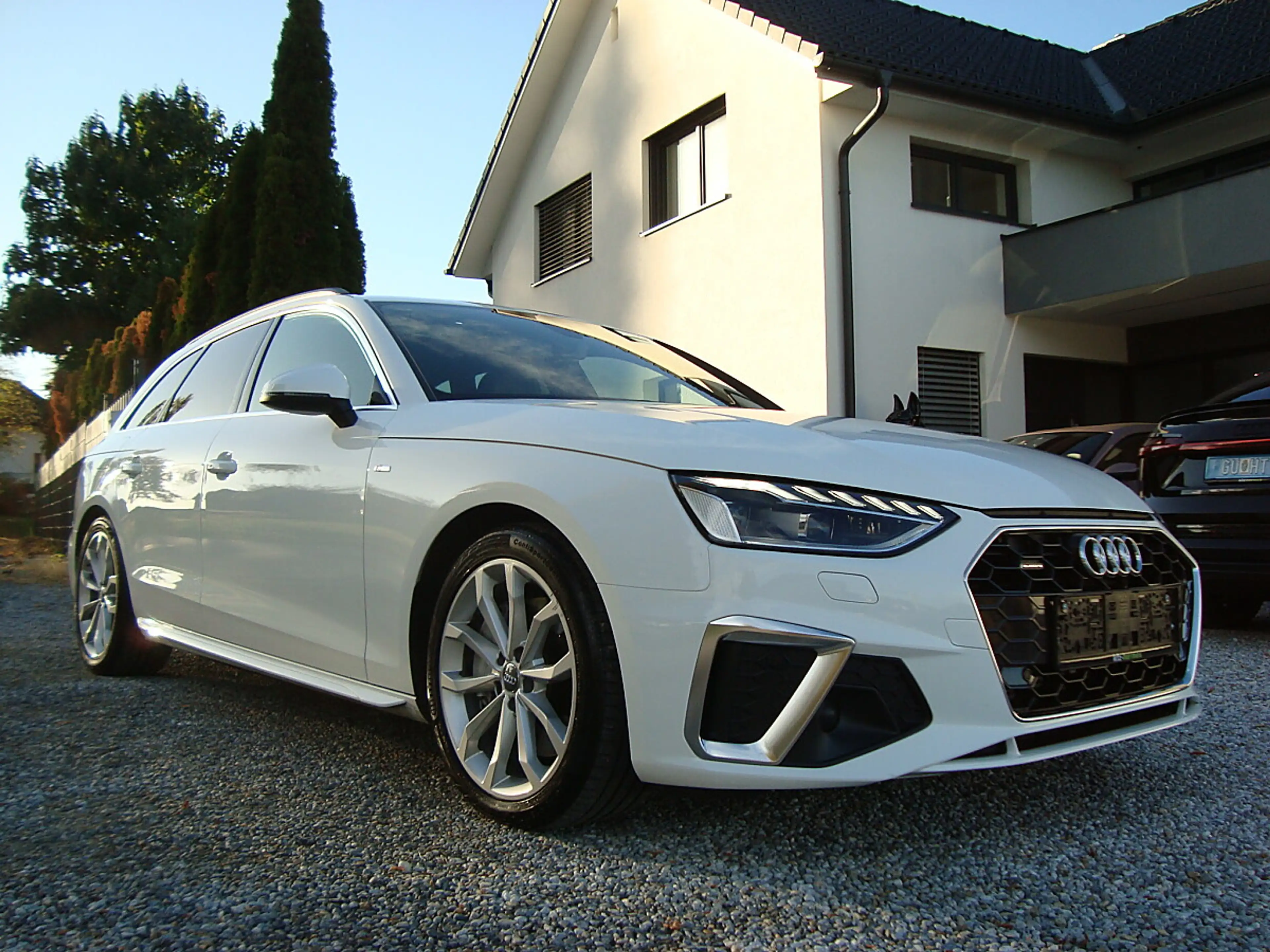 Audi A4 Avant 45 TDI quattro S-Line Richtig Voll 1-Hand...