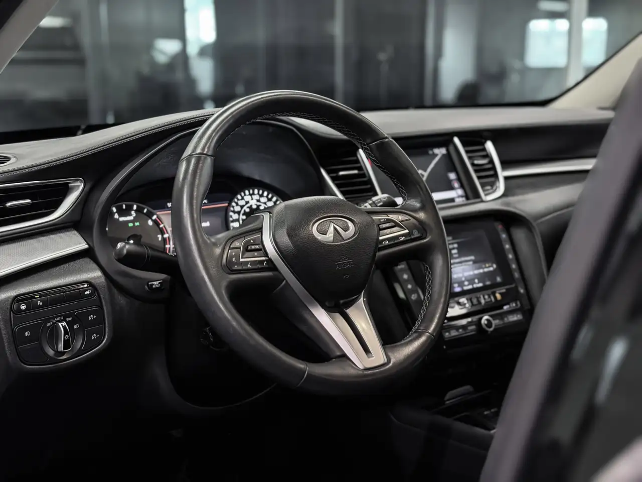 Infiniti QX50 снимка Infiniti QX50