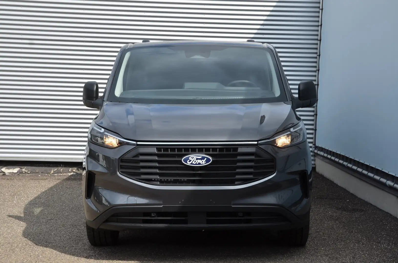 Ford Transit Custom - L2- Automaat- Dubbelcabine- Nieuw- 40495+BTW Grijs - 2