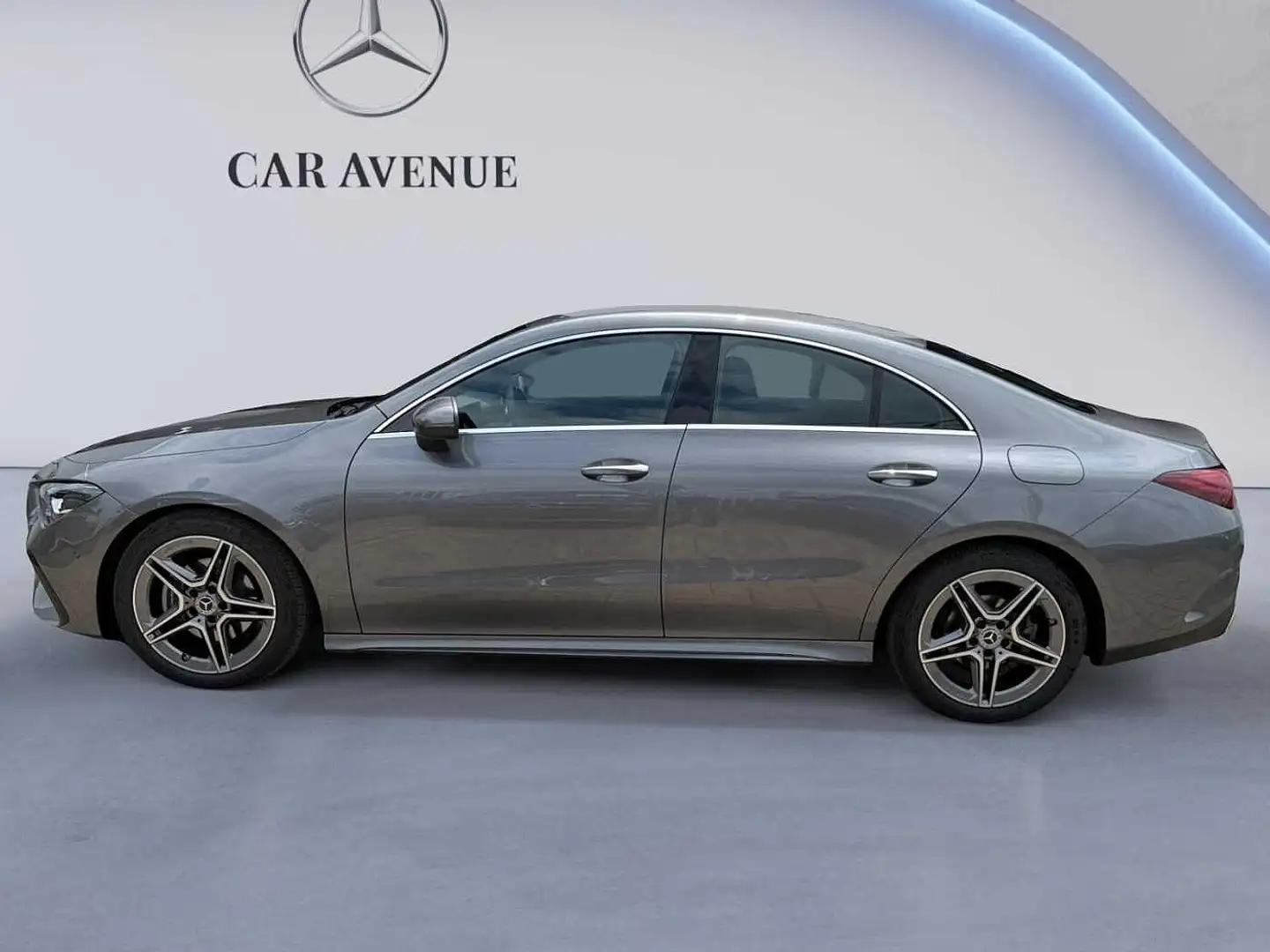 Mercedes-Benz CLA 180 Coupé AMG Line Grigio - 2