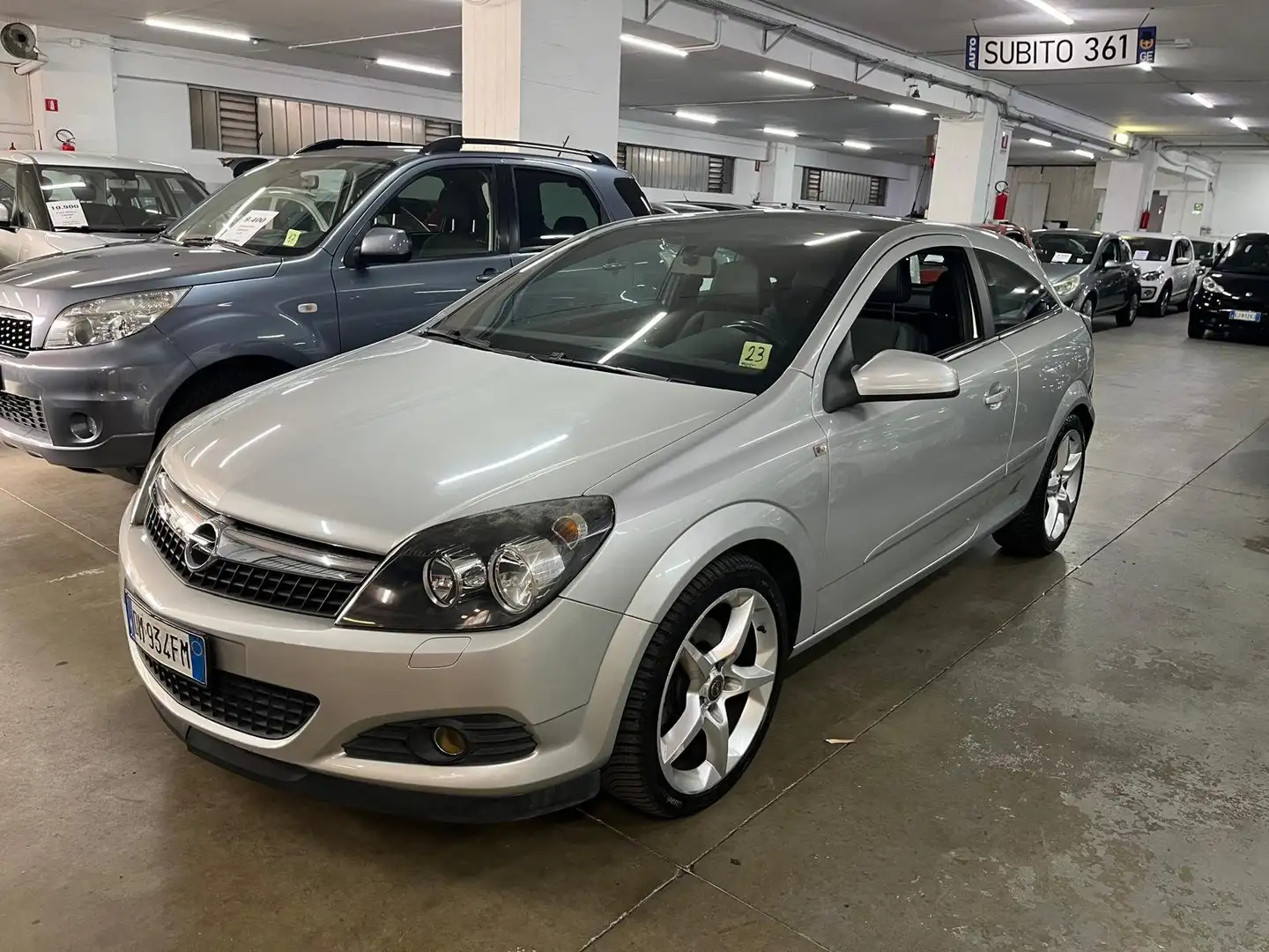 Opel Astra GTC 1.7 cdti Cosmo 125cv Grigio - 1