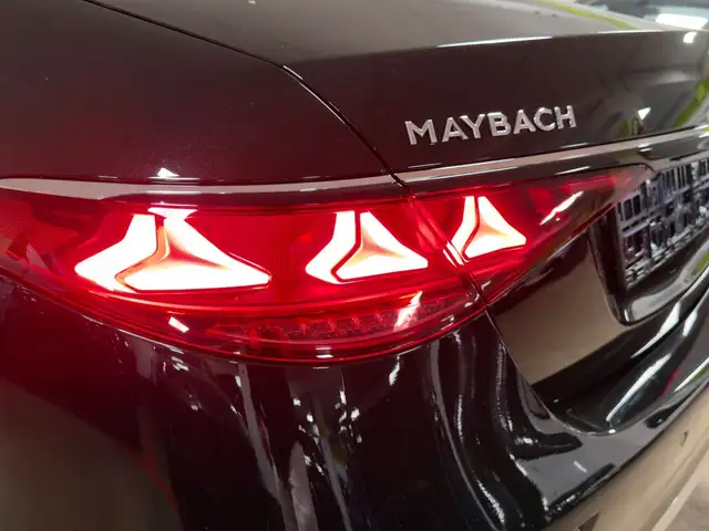 Mercedes-Benz Maybach view 6
