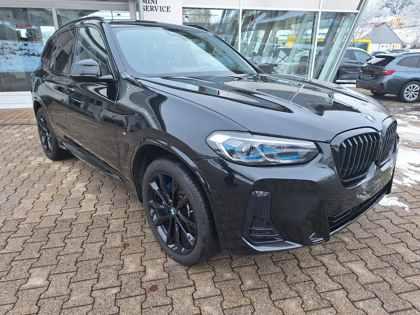 BMW X3 xDrive 30 d M Sport Laser Pano HUD Harman ACC Schwarz - 2