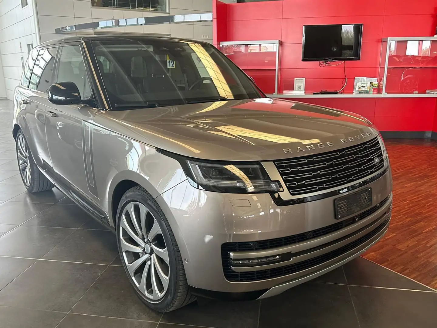 Land Rover Range Rover 3.0d i6 mhev First Edition awd 350cv auto - 1