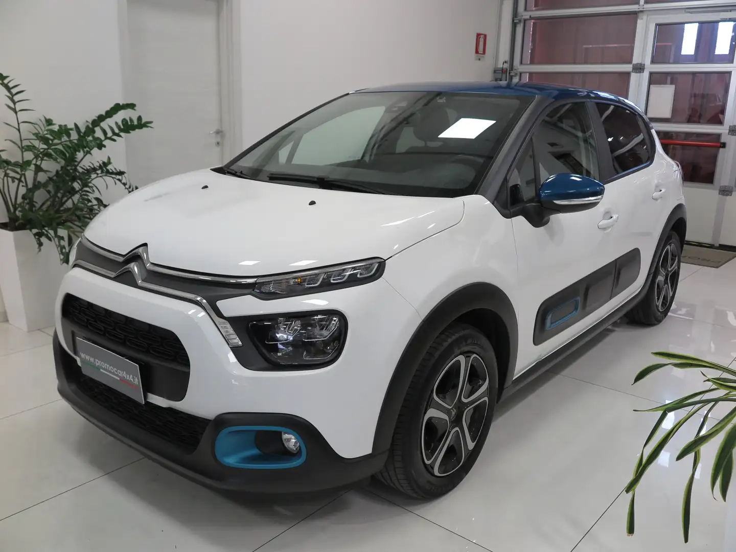 Citroen C3 1.2 puretech Feel Pack 82cv Blanc - 1