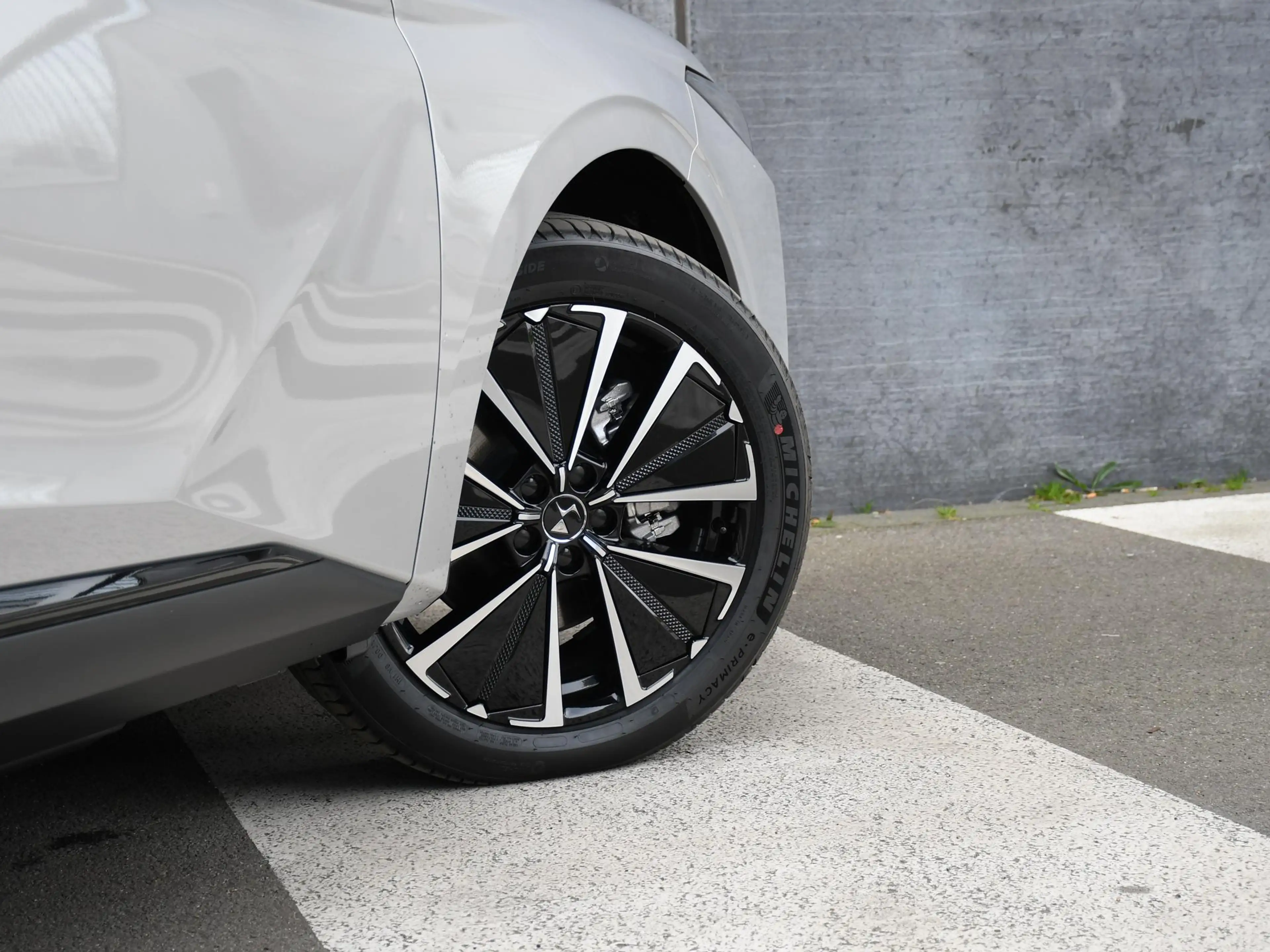 DS Automobiles DS 4 No E-Tense Etoile Absolute Comfort Pack 58.3Kwh 21 — photo 9