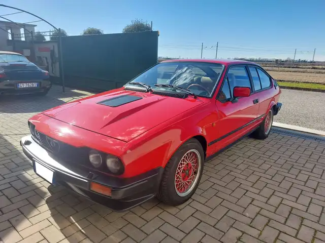 Alfa Romeo GTV 2.5 I V6 MOTORE BUSSO  158CV all GRAND PRIX