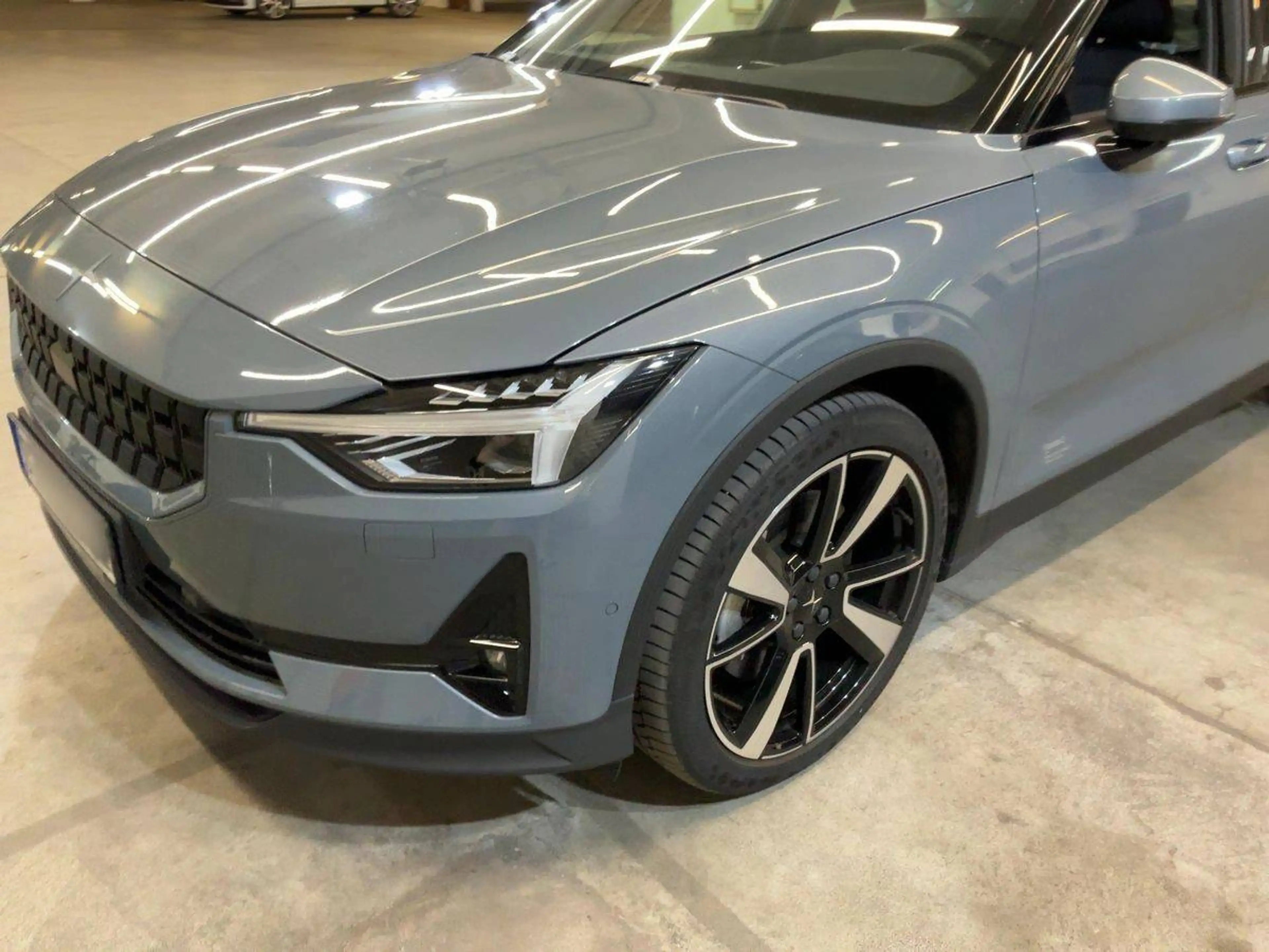 Polestar 2 Long Range Dual — photo 4