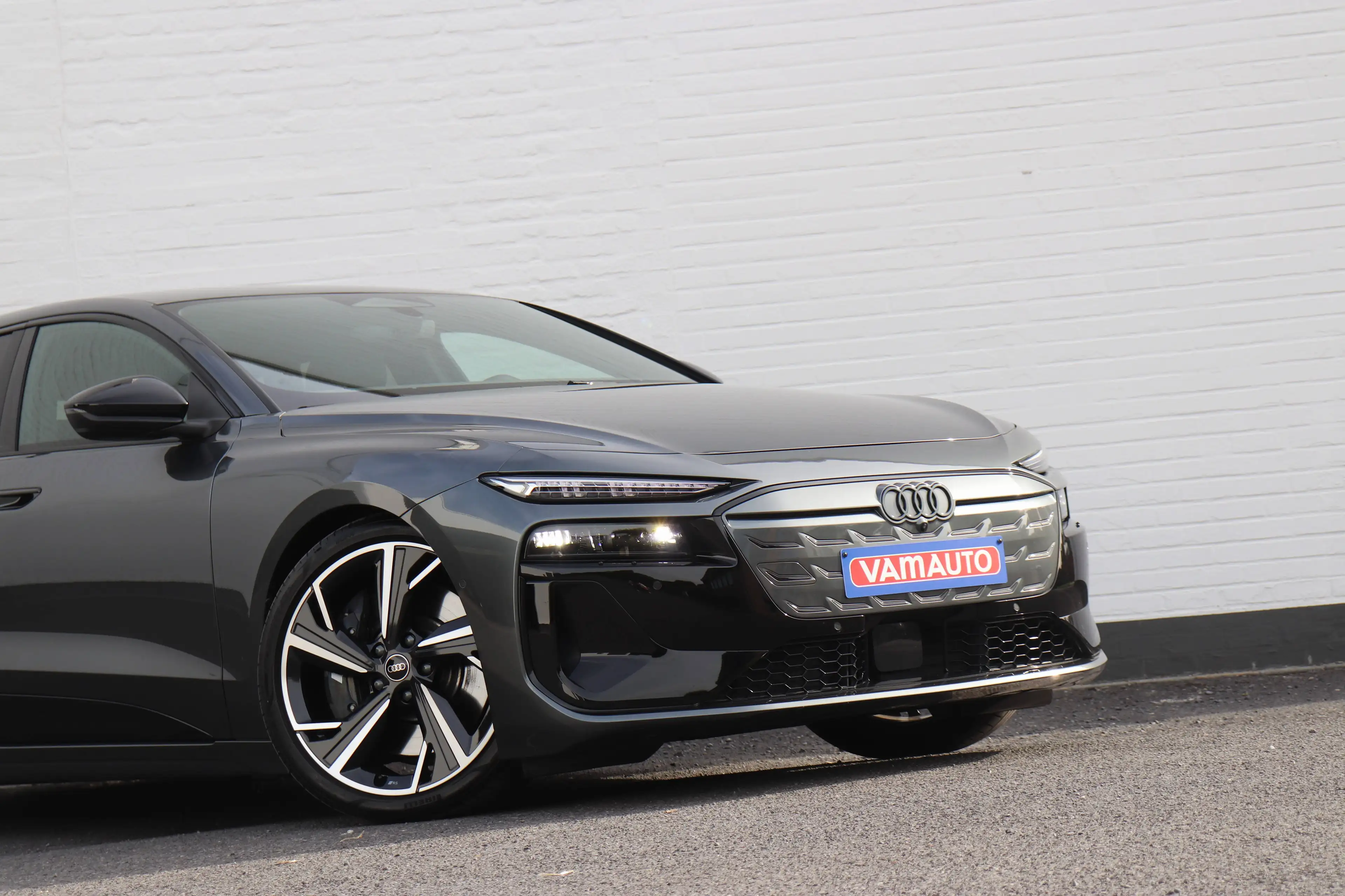 Audi S6 e-tron Avant 100 kW Quattro - SoftClose/BlindSpot/360/Towbar/21"/SOH=97% — photo 10