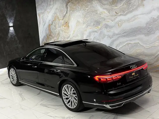 Audi A8 view 12