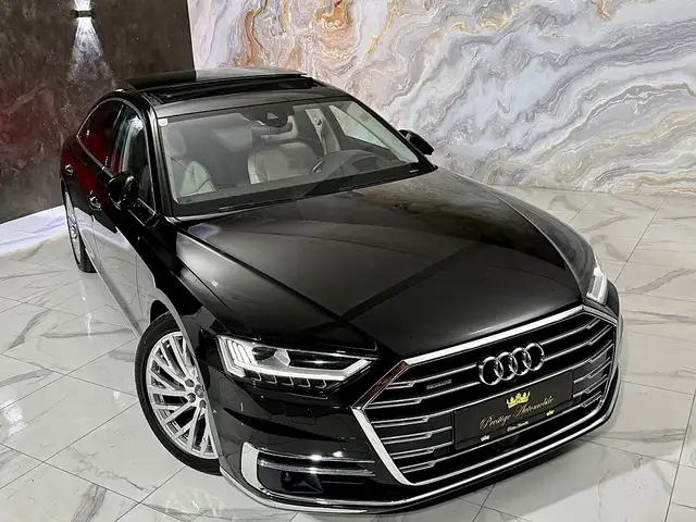 Audi A8 view 4