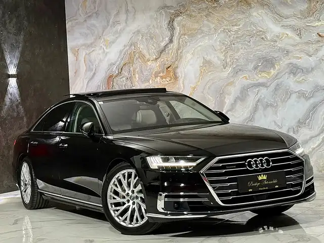 Audi A8 view 7
