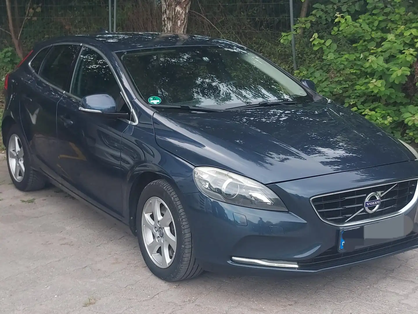Volvo V40 V40 D3 Momentum Blau - 1