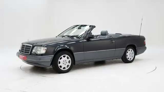 Mercedes-Benz E 220 Cabriolet '94 CH33590