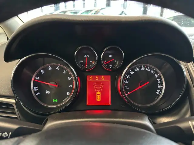 Opel Zafira view 13