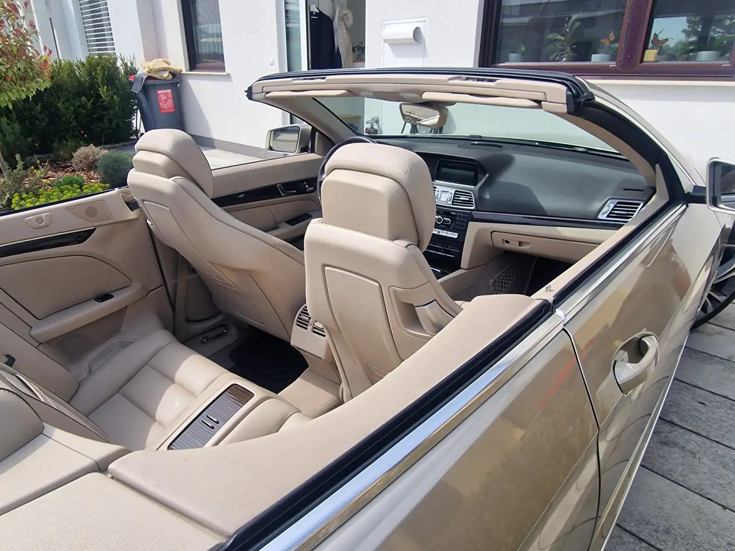 Mercedes-Benz E 200 TOP ZUSTAND - Mercedes Cabrio - E 200 CGI Silber - 1