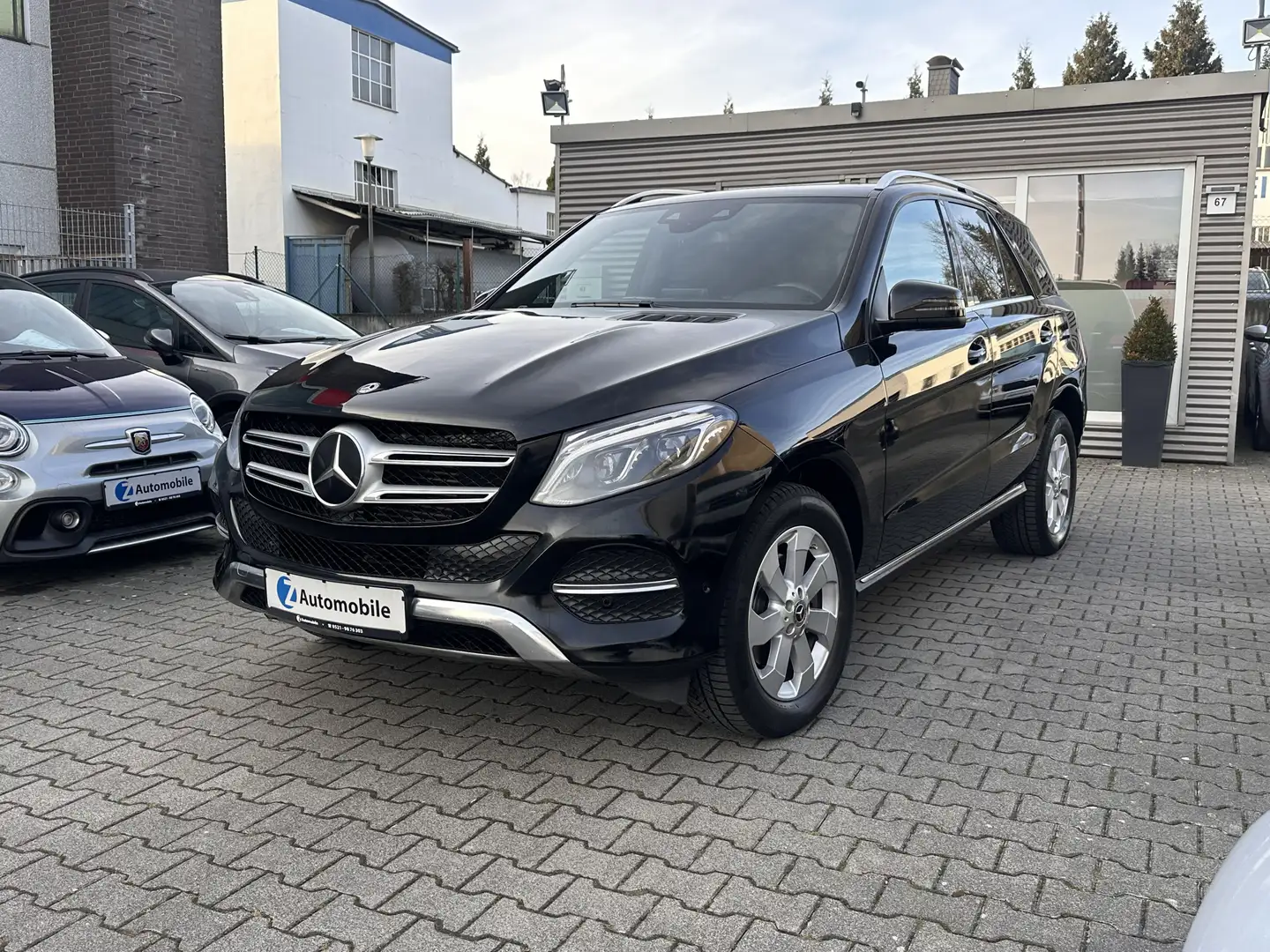 Mercedes-Benz GLE 250 d *Distronic*LED*AHK - 1