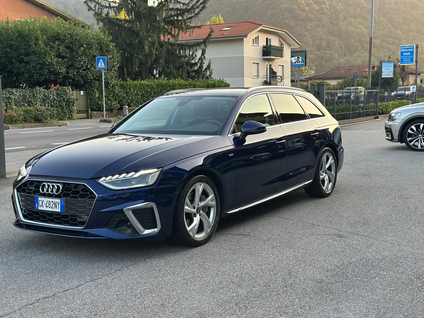 Audi A4 40 2.0 tdi  S line edition quattro 204cv s-tronic Blau - 2