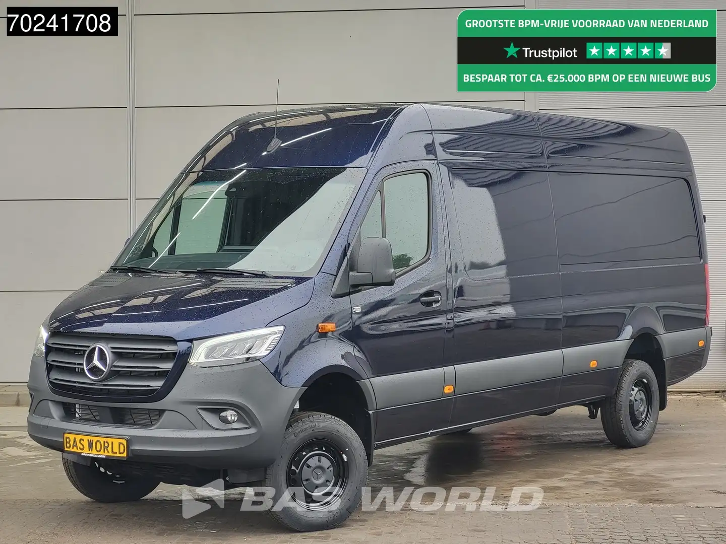 Mercedes-Benz Sprinter 319 CDI Automaat 4x4 L3H2 Blauw Metallic LED Navi Blauw - 1