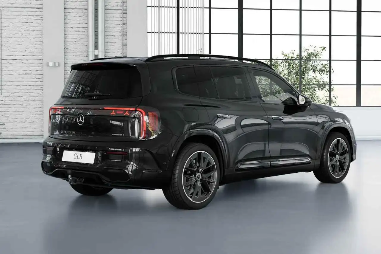 Mercedes-Benz GLB 2026