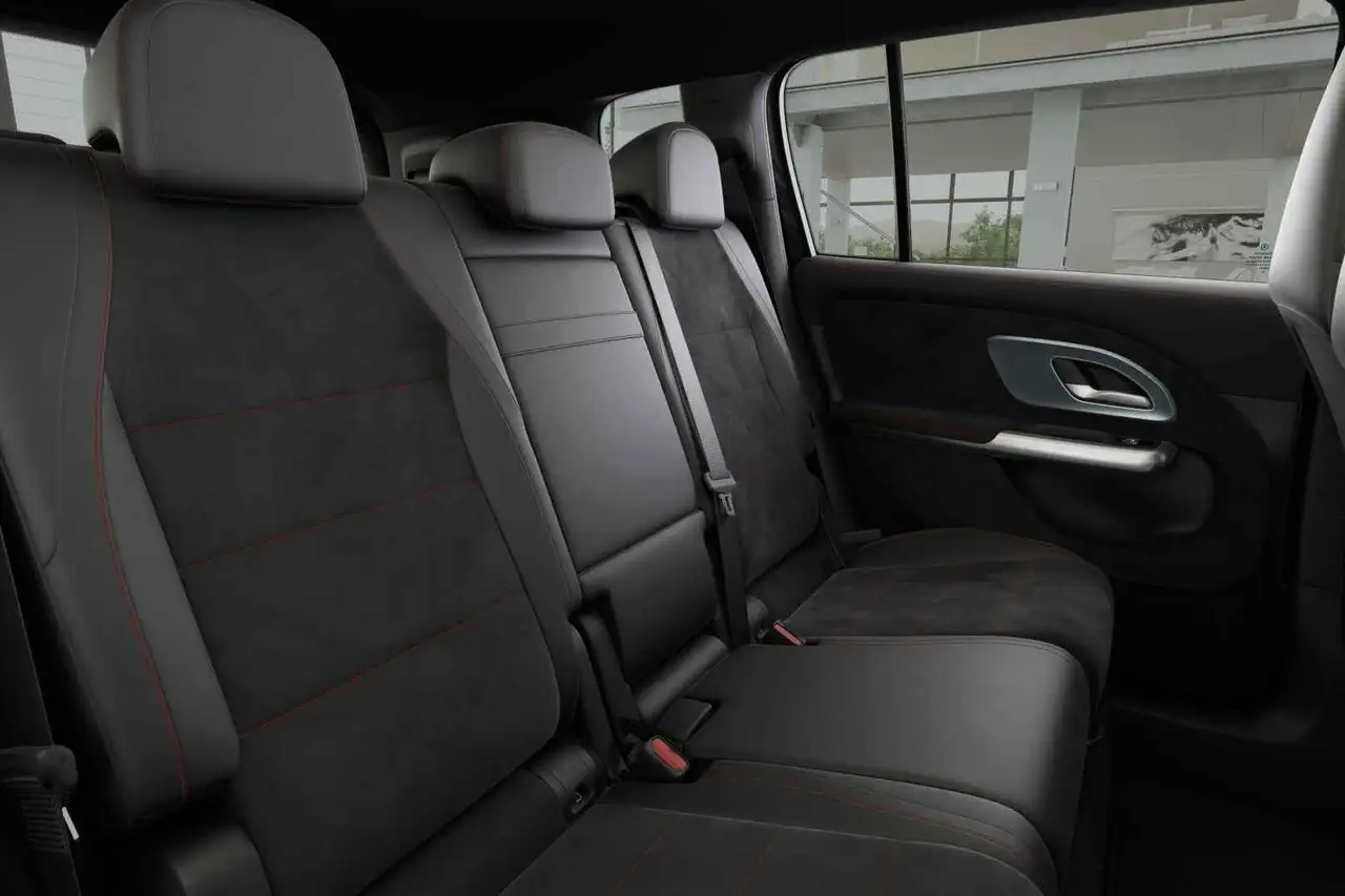 Mercedes-Benz GLB 2026