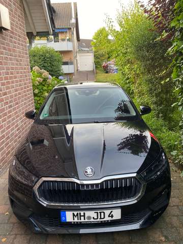 Imagine Skoda Fabia Fabia 1.0 MPI Active